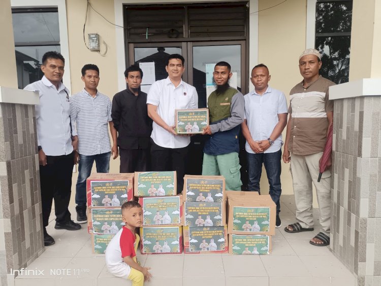 Berbagi Kasih di Bulan Ramadhan, Polres Ende Gelar Bansos ke pondok pesantren Al-ilmu