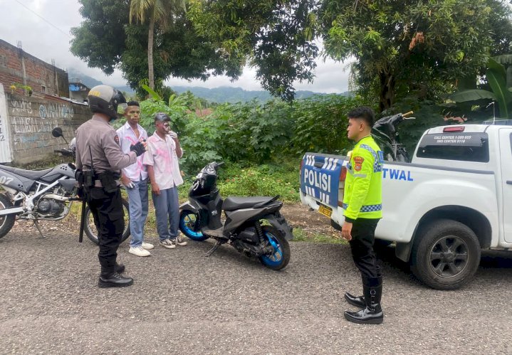 Respon Cepat Aduan Warga, Polres Ende Tertibkan Konvoi Pelajar Rayakan Kelulusan Yang Melanggar Aturan