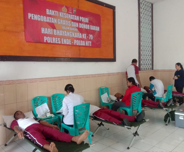 Polres Ende Polda NTT Gelar Aksi Donor Darah Sambut Hari Bhayangkara ke-79