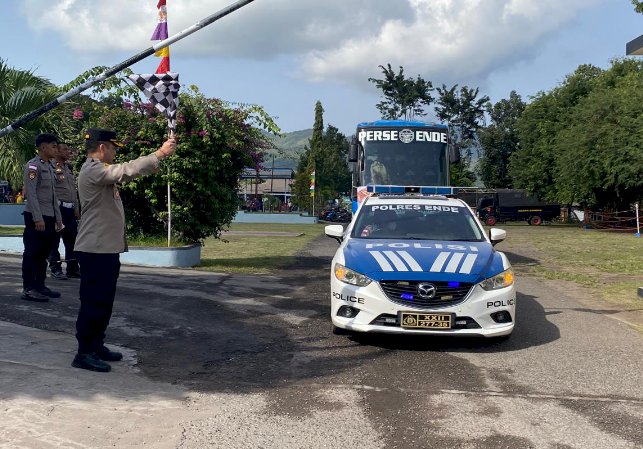 Lepas 18 Atlet Tinju,  Kapolres Ende : Junjung Sportifitas dan Berikan yang Terbaik Untuk Ende