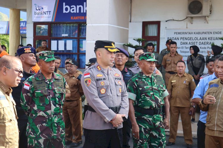 Sinergi Hadapi Bencana Ekstrem, Kapolres Ende Bersama Forkopimda Hadiri Apel Kesiapsiagaan Bencana 2025
