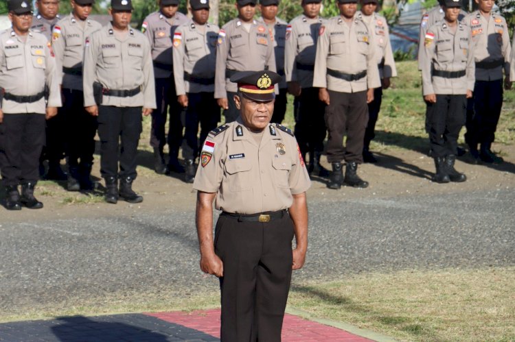 Pengabdian Tanpa Cacat, Aiptu Muhammad Khaidir Terima Kenaikan Pangkat Jelang Purna Bakti di Polres Ende