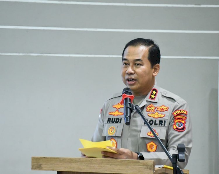 Pesan Moral Kapolda NTT di Balik Launching Buku: 