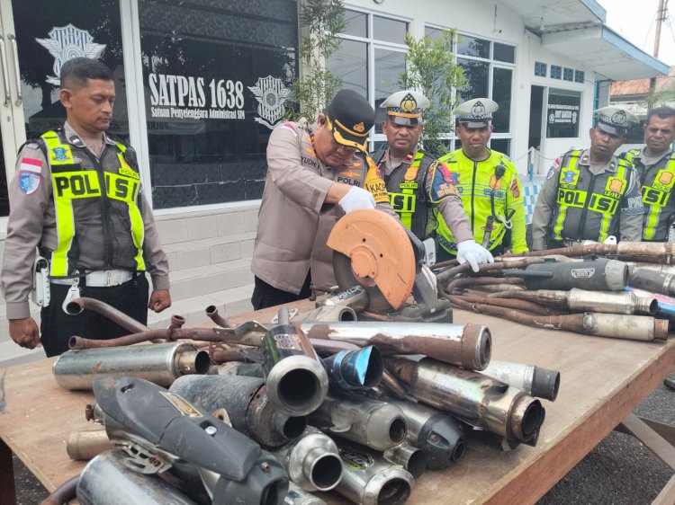 Polres Ende Musnahkan 65 Knalpot Racing, Kapolres Ende: Jangan ada Lagi Suara Bising di Malam Hari