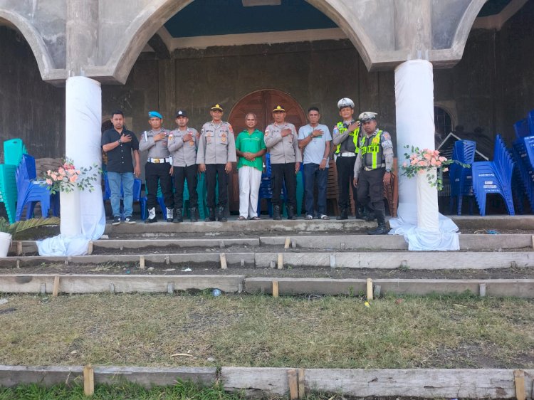 Personel Polres Ende Lakukan Patroli Intensif di Gereja dalam Ops Semana Santa Turangga 2026