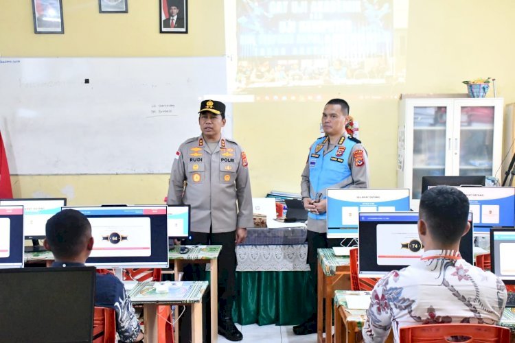 Jangan Percaya Calo, Pesan Tegas Kapolda NTT Saat Tinjau Seleksi Taruna AKPOL 2026 di Kupang