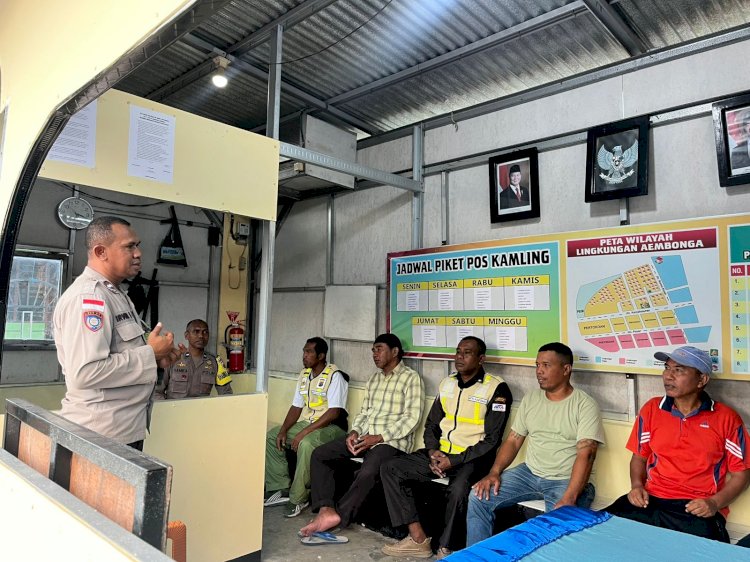 Sinergi Bhabinkamtibmas dan Warga Mbongawani Renovasi Pos Kamling Jadi Markas Keamanan yang Nyaman