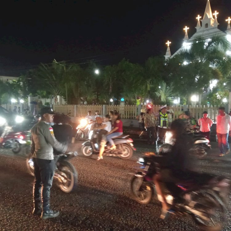 Personel Polres Ende Pastikan Misa Kenaikan Isa Almasih di Gereja St. Yosep Onekore Berlangsung Khidmat