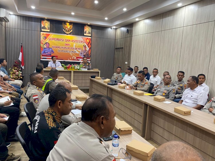 Perkuat Profesionalisme Hukum, Bidkum Polda NTT Gelar Supervisi di Polres Ende
