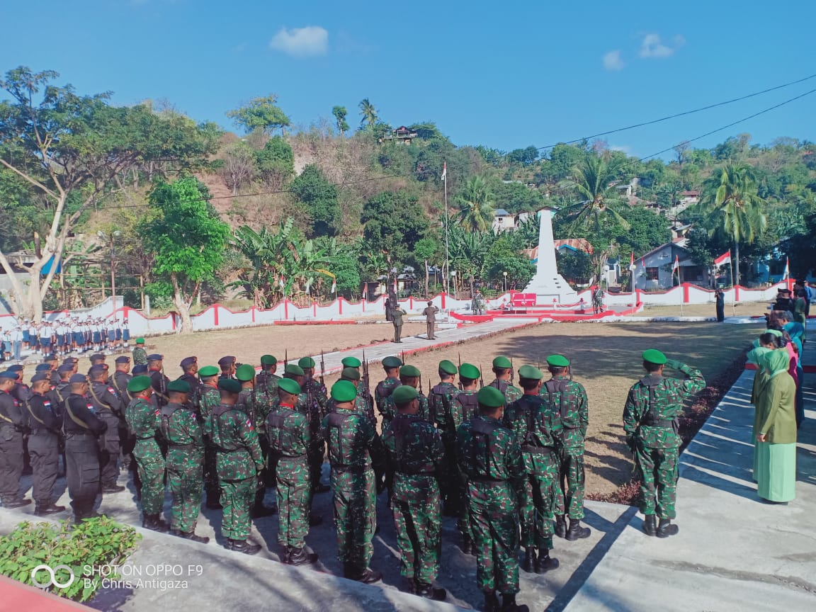 Kapolres Ende Hadiri Upacara Ziarah Nasional Di Taman Makam Pahlawan Maribhara