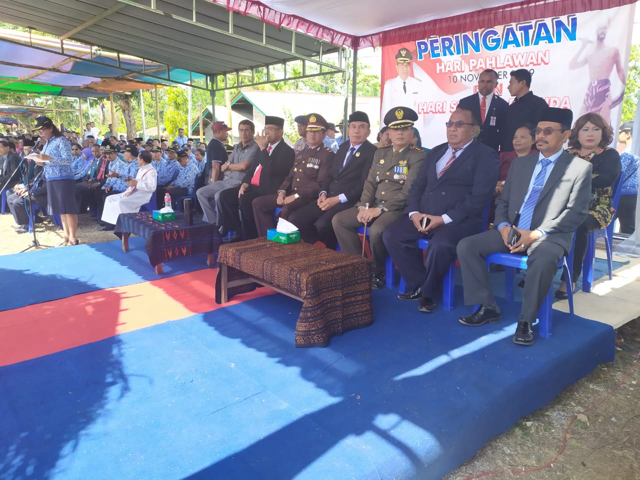 Anggota Polres Ende Ikut Apel Memperingati Hari Pahlawan Dan Hari Sumpah Pemuda Tingkat Kabupaten Di Desa Watunggere Marilonga Ende