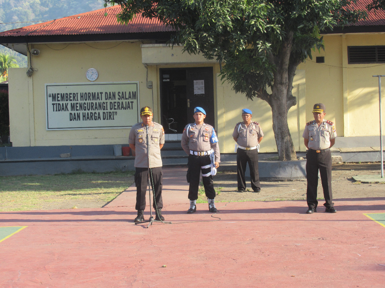 Begini Arahan Kapolres Ende Saat Pimpin Apel Pagi