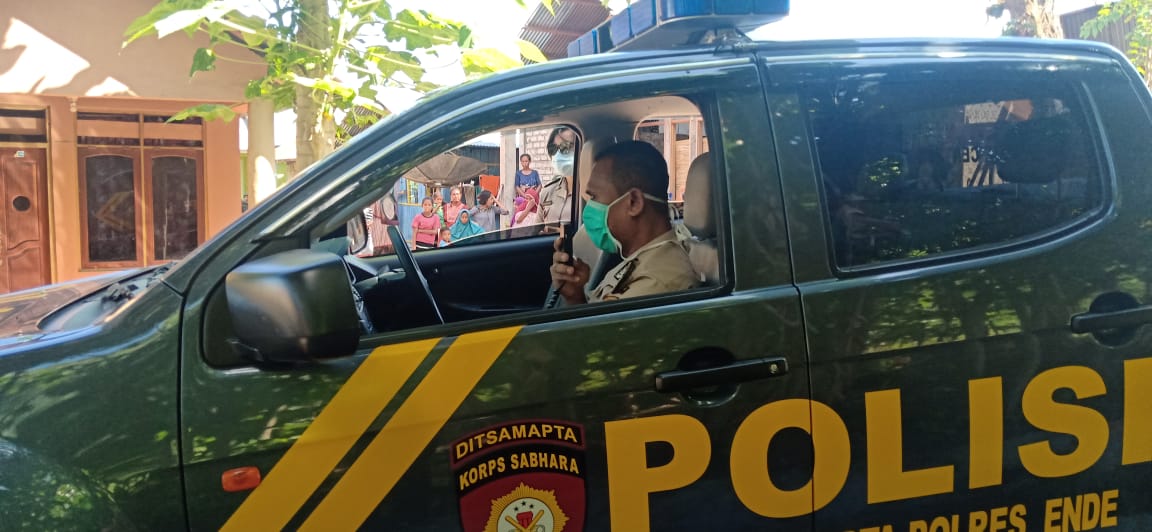 Sat Binmas Polres Ende Beri Himbauan Kamtibmas Cegah Virus Corona